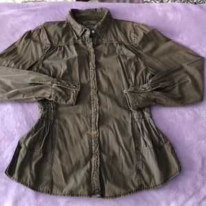 Witness long sleeve button down adorable top!